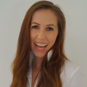 AndreaKapounc1 AndreaKapounc1